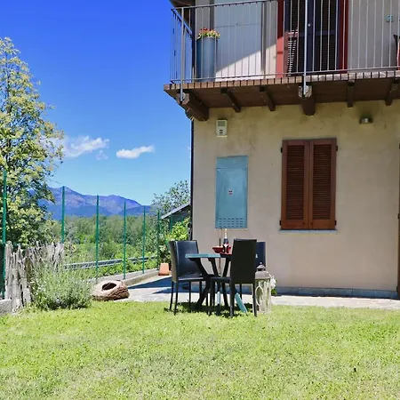 Sleeps 3 Apartman *